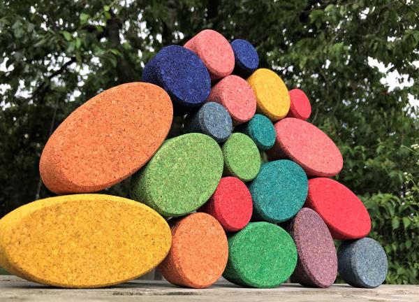 Cork oval and round blocks in mixed colours from Korxx
