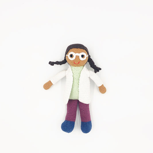 A doll representing women in science to inspire the next generation: hand knitted from Pebblechild.