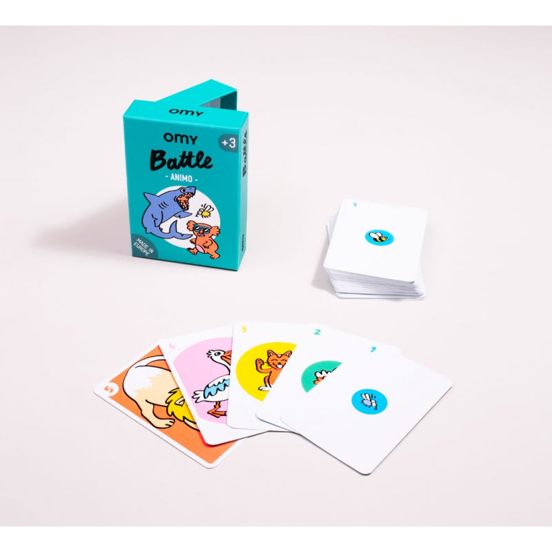 Toddler card game jeu battle- suitable for playing on the go